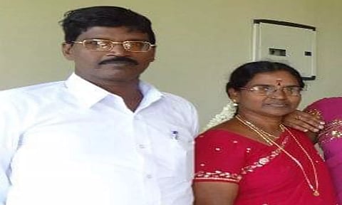 தற்கொலை செய்த ஆறுமுக பெருமாள்-பிரேமலதா. (பழைய படம்)