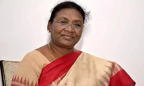 சட்டசபையில் கவர்னர் உரை விவகாரம்- ஜனாதிபதியிடம் தி.மு.க. புகார்