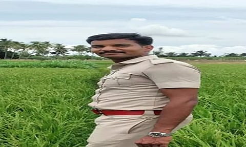 பலியான  போலீஸ் ஜீப் டிரைவர்  சதீஷ்குமார்.