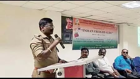 வாகன ஓட்டிகள் உறங்குவதை எச்சரிக்கும்வகையில் புதிய செயலி உருவாக்கம்
