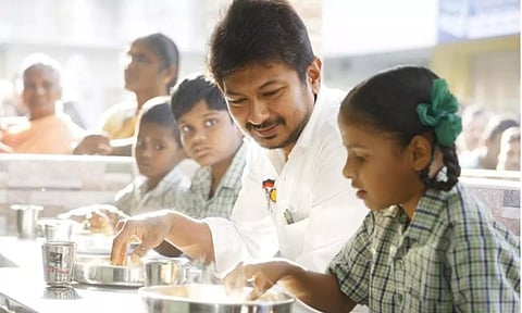 காலை உணவு திட்டத்தால் பள்ளிக்கு அதிகளவில் குழந்தைகள் வருகின்றனர்- அமைச்சர் உதயநிதி ஸ்டாலின் பேட்டி