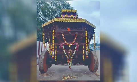 வெள்ளோட்டம் நடைபெறவுள்ள மாரியம்மன் கோவில் புதிய&nbsp; தேரை படத்தில் காணலாம்.&nbsp;