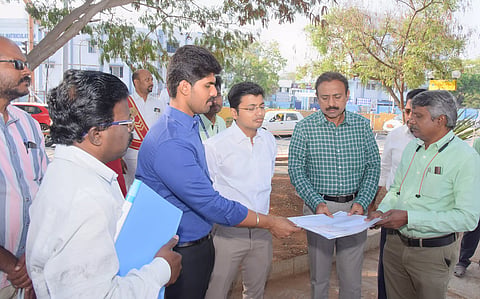 கோவையில் வ.உசி. சிலை அமைக்கும் பணி-அரசு செயலாளர் ஆய்வு