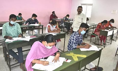 இம்மாத இறுதிக்குள் குரூப் 4 தேர்வு முடிவு - டி.என்.பி.எஸ்.சி. அறிவிப்பு