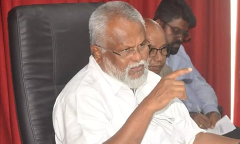 மந்திரி டக்ளஸ் தேவானந்தா