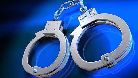 காதலை கண்டித்ததால் ஆத்திரம்- தம்பியை கொன்று 20 துண்டுகளாக வெட்டி ஏரியில் வீசிய அக்காள்