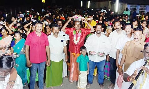 முத்துமாரியம்மன் கோவில் பூச்சொரிதல் விழா