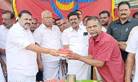 கமுதியில் நீர் மோர் பந்தல்
