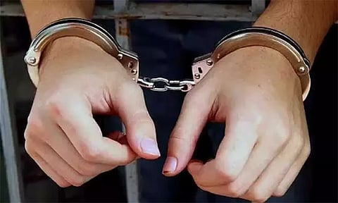 ஓட்டுனர் பயிற்சி பள்ளியில் திருடிய வாலிபர் கைது