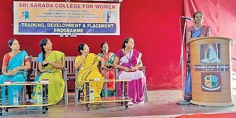 வளாக நேர்காணல் நடந்த போது எடுத்த படம்.