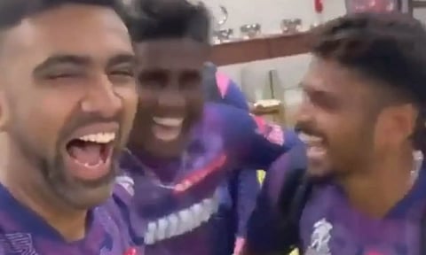 தம்பி அடிச்ச அடியில குஜராத்தே குலுங்கிடுச்சுல: கலாய்த்த அஸ்வின்- வைரலாகும் வீடியோ