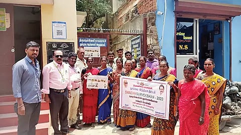 விழிப்புணர்வு பேரணியில் கலந்து கொண்டவர்கள்.&nbsp;