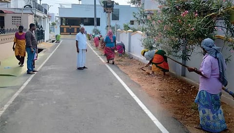 தூய்மை பணி முகாம் நடைபெற்ற போது எடுத்த படம்.