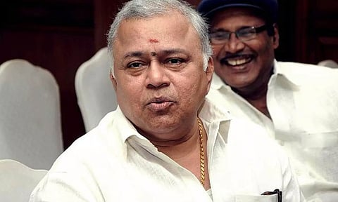 ராதாரவி