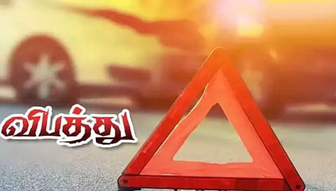 மோட்டார் சைக்கிள் மீது  மோதி லாரி டிரைவர் பலி