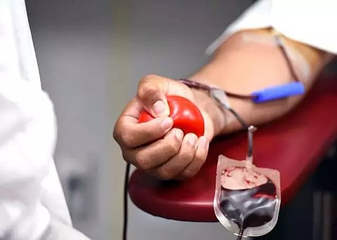 நீதிமன்ற வளாகத்தில் ரத்த தான முகாம்