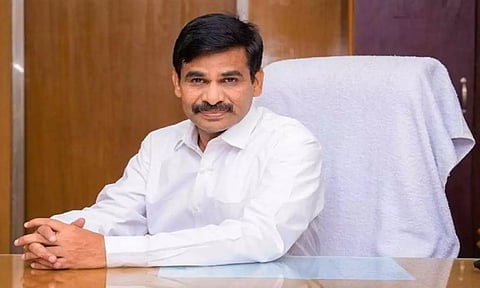 இறையன்பு-சைலேந்திரபாபு ஜூன் 30-ல் ஓய்வு: புதிய தலைமைச் செயலாளர் பதவிக்கு சிவ்தாஸ் மீனா பெயர் அடிபடுகிறது