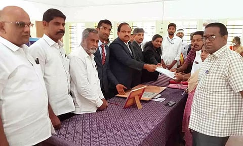 வழக்குகளுக்கு தீர்வு காணப்பட்ட காட்சி.