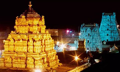 திருப்பதி கோவிலில் 35,000 லட்டுகளை திருடி கூடுதல் விலைக்கு விற்பனை-  5 பேர் கைது