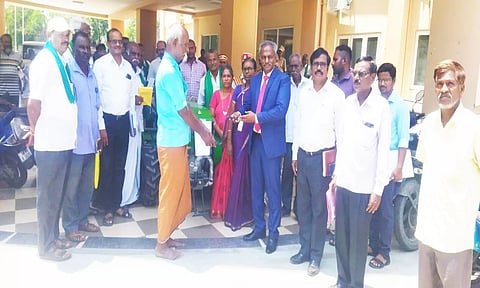 விவசாயிகளுக்கு மானிய விலையில் பவர் டில்லர்