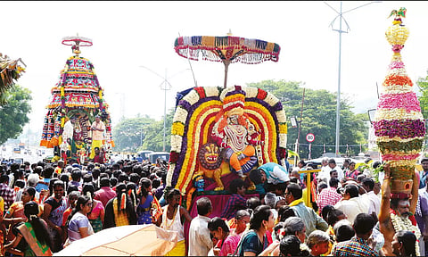 சத்துவாச்சாரி சாலை கெங்கையம்மன் சிரசு வீதி உலா