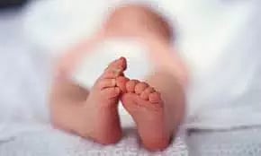 தியாகதுருகம் அருகே  கார் மோதி குழந்தை சாவு
