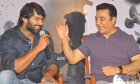 பிரபாஸுக்கு வில்லனாகும் கமல்.. எதிர்பார்ப்பில் ரசிகர்கள்