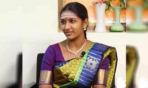 &nbsp;உமா நந்தினி.