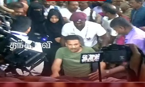 ஒடிசா ரெயில் விபத்தில் சிக்கிய தமிழக பயணிகள் சிறப்பு ரெயிலில் சென்னை வருகை