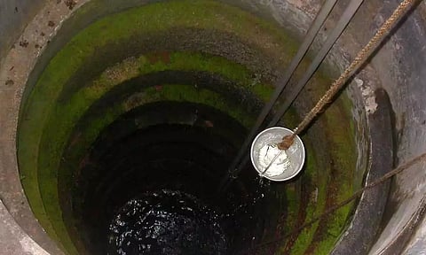 மணலியில் மாயமான கிணற்றை கண்டுபிடித்து தருமாறு மாநகராட்சி அதிகாரியிடம் கோரிக்கை