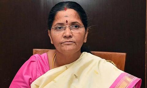 தனியார் இ-சேவை மையம் அமைக்க மாற்றுத்திறனாளிகளுக்கு முன்னுரிமை-கலெக்டர் கற்பகம் அறிவிப்பு