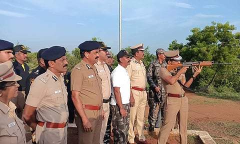 கூடுவாஞ்சேரி அருகே போலீசாருக்கு மாநில அளவிலான துப்பாக்கி சுடும் போட்டி- டி.ஜி.பி. தொடங்கி வைத்தார்