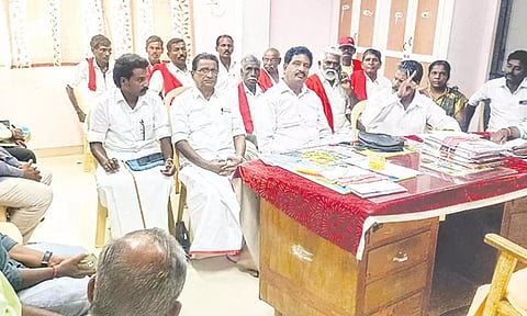 அமைதி பேச்சுவார்த்தை கூட்டம்.