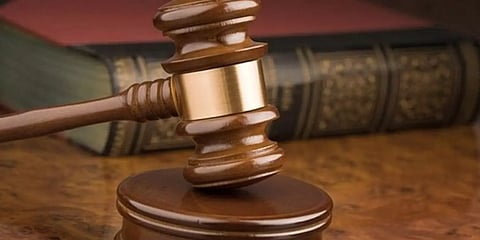பிஸ்கெட்டில் தலைமுடி: நிறுவனத்துக்கு ரூ.20 ஆயிரம் அபராதம்- புதுச்சேரி நுகர்வோர் கோர்ட்டு தீர்ப்பு