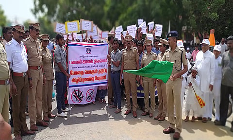 போதை பொருள் தடுப்பு விழிப்புணர்வு பேரணியை போலீஸ் சூப்பிரண்டு கொடியசைத்து தொடங்கி வைத்தார்.