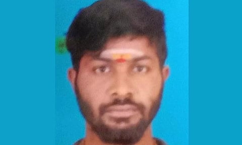 எண்ணூர் கடற்கரையில் தலையில் கல்லைப்போட்டு மீனவர் படுகொலை