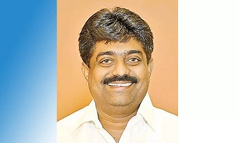 ஆழ்கடல் மீன்களின் குகை கண்காட்சி