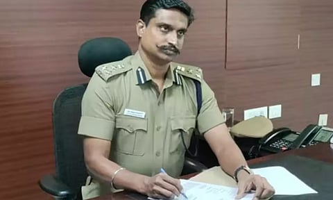 டி.ஐ.ஜி. தற்கொலை எதிரொலி: உயர் போலீஸ் அதிகாரிகளுக்கு டாக்டர்கள் மூலம் கவுன்சிலிங்