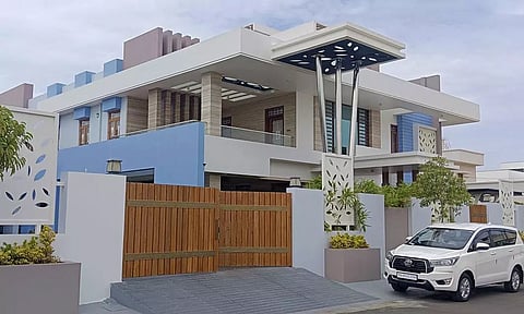 சோதனை நடைபெறும் கொங்கு மெஸ் மணி வீடு