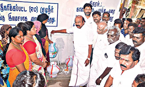 சுத்திகரிப்பு குடிநீர் திட்டத்தை ராஜன் செல்லப்பா எம்.எல்.ஏ. தொடங்கி வைத்தார்.&nbsp;