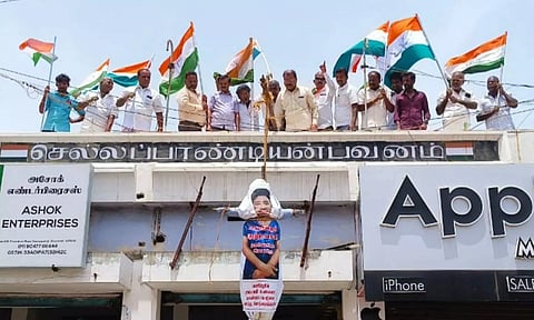 போராட்டம் நடத்திய போது எடுத்தபடம்.