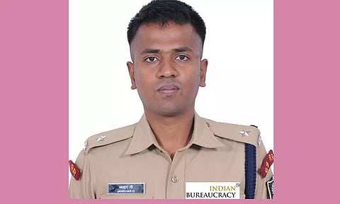 ஈரோட்டில் தனியாக வசிக்கும் முதியவர்களை  போலீசார் நேரடியாக சென்று குறைகளை கேட்டு நிவர்த்தி செய்கின்றனர்-போலீஸ் சூப்பிரண்டு தகவல்