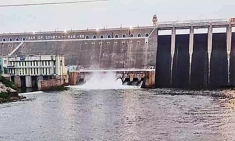 பவானிசாகர் அணையின் நீர்மட்டம் 84 அடியை நெருங்கியது