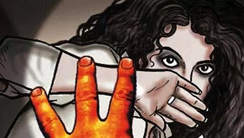 7-ம் வகுப்பு மாணவிக்கு ஓடும் ஆட்டோவில் பாலியல் தொல்லை கொடுத்த டிரைவர்
