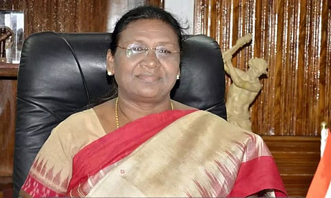 ஜனாதிபதி நாளை வருகை- புதுச்சேரியில் 2 நாள் டிரோன்கள் பறக்க தடை