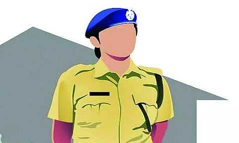 திருக்கோகர்ணம் பெண் சப்-இன்ஸ்பெக்டர்  அதிரடி மாற்றம்