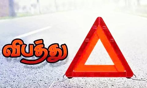 பைக் மோதி 4 சிறுவர்கள் படுகாயம்