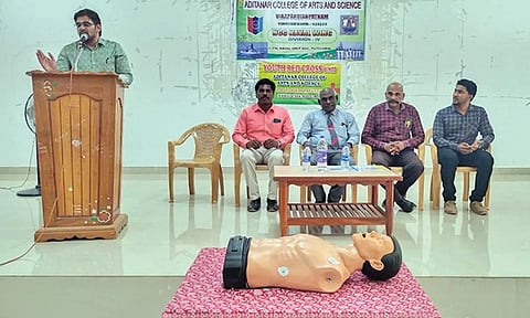 பயிற்சி பட்டறை நடந்தபோது எடுத்த படம்.