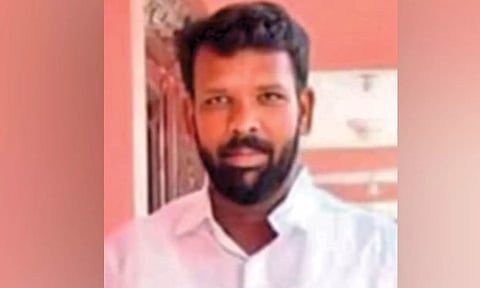 பாளையில் கும்பல் வெறிச்செயல்: பா.ஜனதா நிர்வாகி கொலையில் 6 பேர் சிக்கினர்