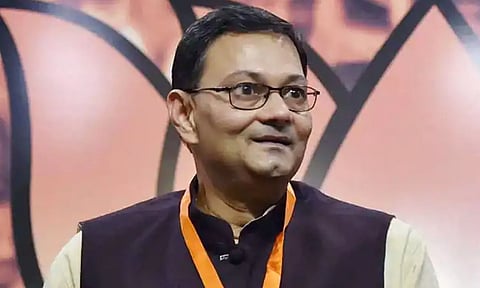 நேதாஜியின் பேரன் பா.ஜ.க.-வில் இருந்து திடீர் விலகல் - என்ன காரணம் தெரியுமா?
